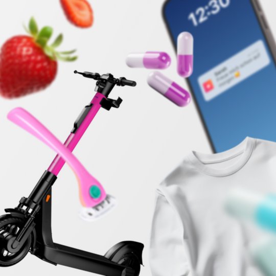 Collage mit Stethoskop, Axt, Erdbeere, Tabletten, Smartphone, Hand, Rasierer, E-Scooter und einem weißen Longsleeve
